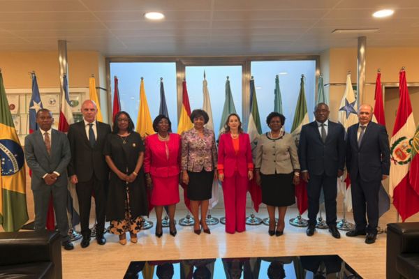 La Secretaria de Estado para las Relaciones Exteriores inicia en Madrid una agenda de trabajo centrada en la cooperación iberoamericana y la seguridad social